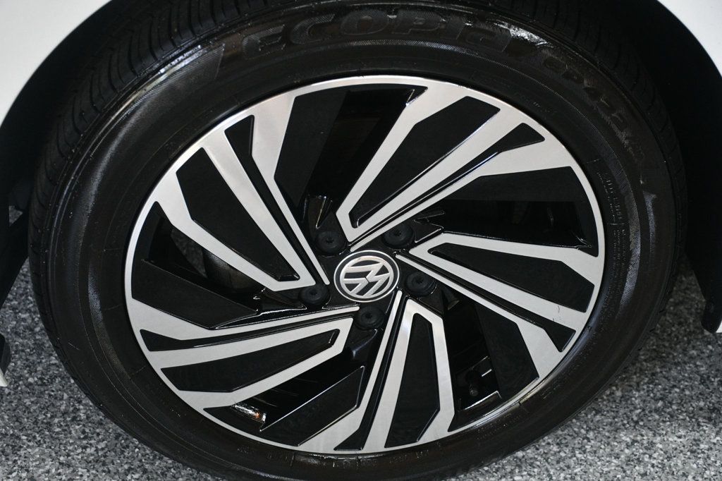 Volkswagen Jetta photo 18