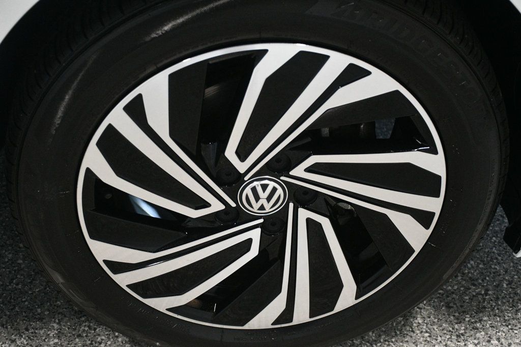 Volkswagen Jetta photo 21