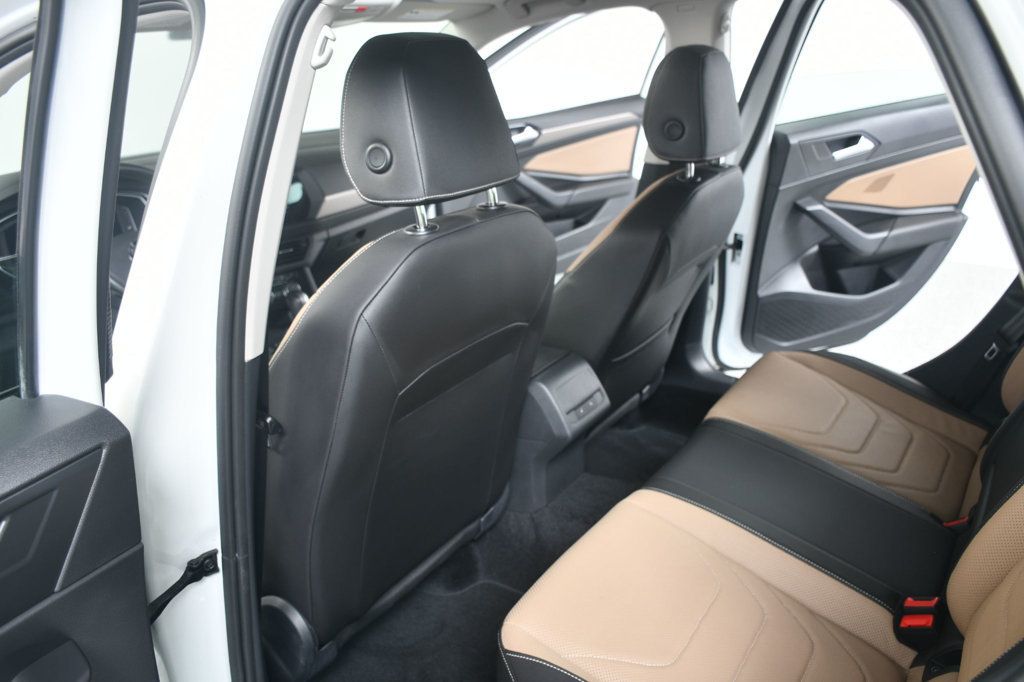 Volkswagen Jetta photo 32