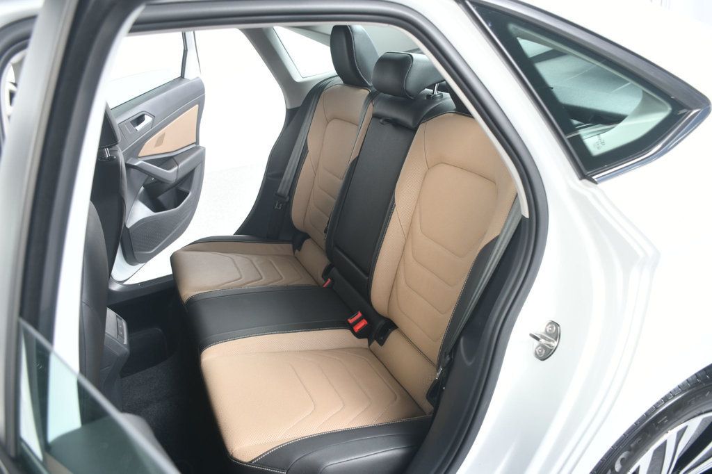Volkswagen Jetta photo 34