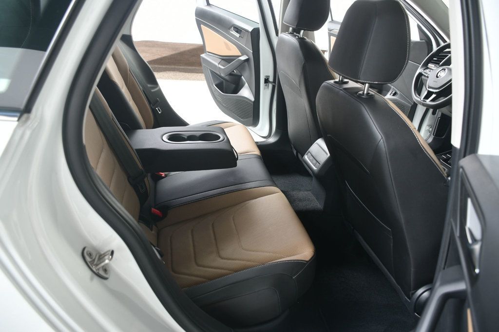 Volkswagen Jetta photo 36