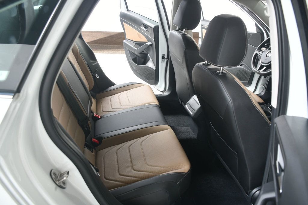 Volkswagen Jetta photo 37