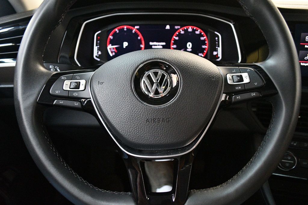 Volkswagen Jetta photo 40