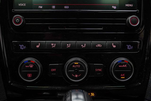 2020 Volkswagen Passat 2.0T R-Line Automatic - 23008434 - 22