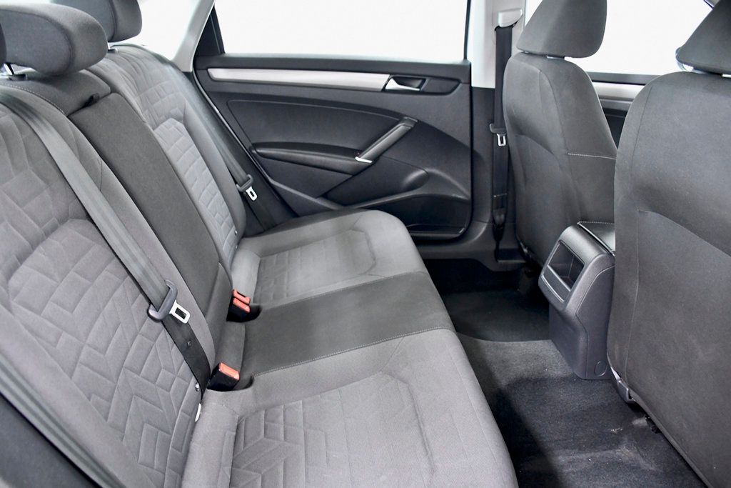 2020 Volkswagen Passat 2.0T S Automatic - 21904744 - 13