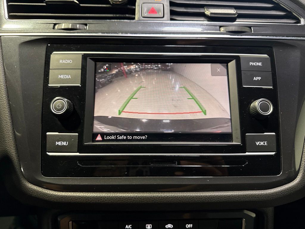 2020 Volkswagen Tiguan 2.0T S 4MOTION - 23050754 - 17