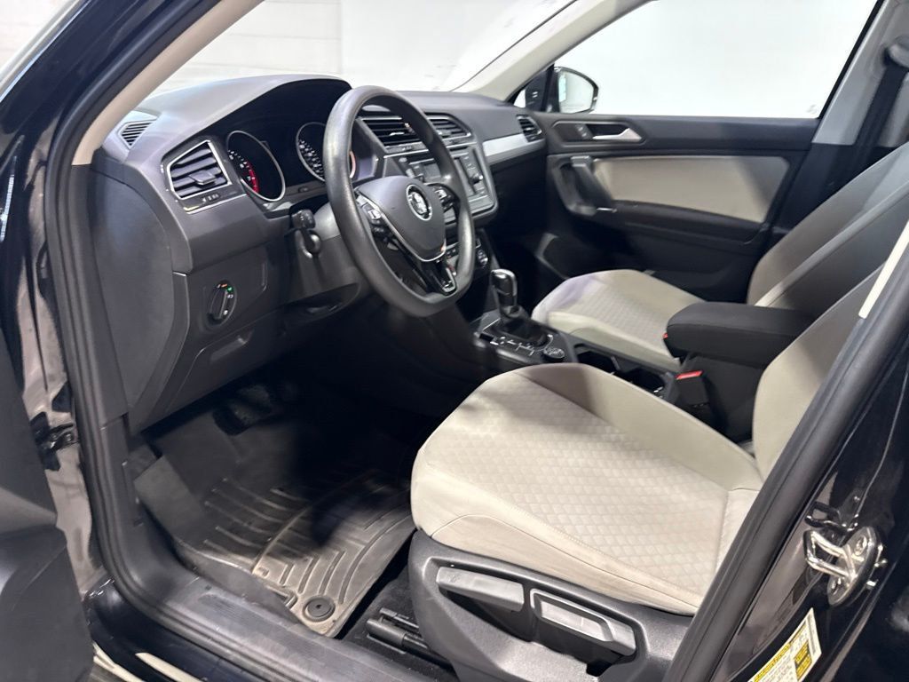 2020 Volkswagen Tiguan 2.0T S 4MOTION - 23050754 - 23