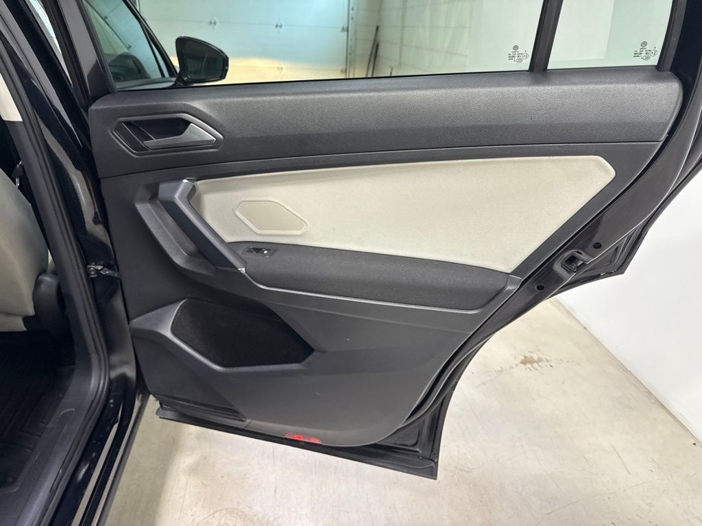 2020 Volkswagen Tiguan 2.0T S 4MOTION - 23050754 - 36