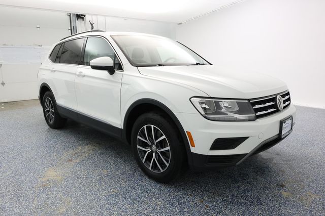 2020 Volkswagen Tiguan 2.0T SE 4MOTION with Panoramic Sunroof - 22937911 - 1