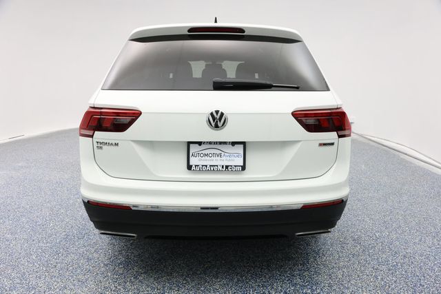 2020 Volkswagen Tiguan 2.0T SE 4MOTION with Panoramic Sunroof - 22937911 - 3