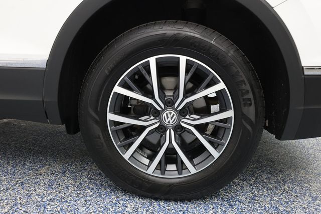 2020 Volkswagen Tiguan 2.0T SE 4MOTION with Panoramic Sunroof - 22937911 - 5