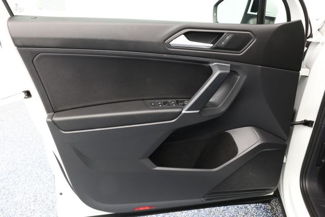 2020 Volkswagen Tiguan 2.0T SE 4MOTION with Panoramic Sunroof - 22937911 - 7