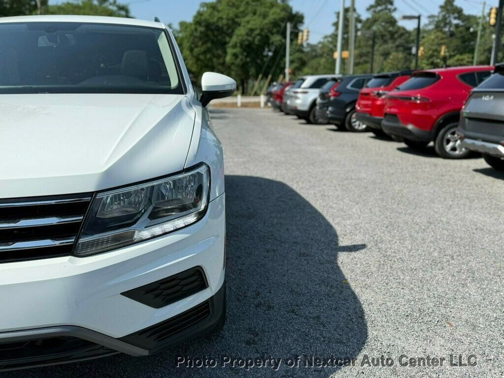 2020 Volkswagen Tiguan SE photo 10