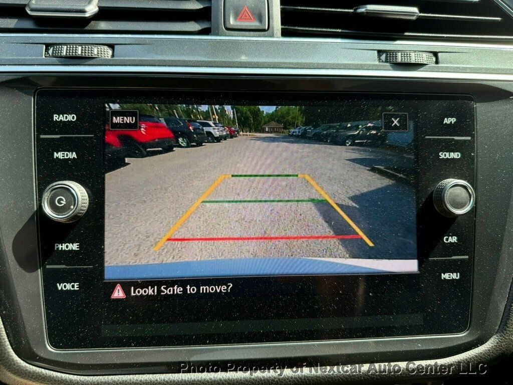 2020 Volkswagen Tiguan SE photo 20