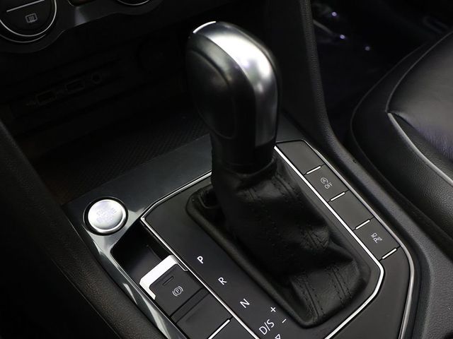 2020 Volkswagen Tiguan 2.0T SEL Premium R-Line 4MOTION - 23003796 - 56