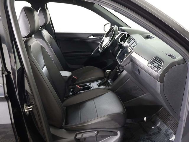 2020 Volkswagen Tiguan 2.0T SE R-Line Black FWD - 23021010 - 32
