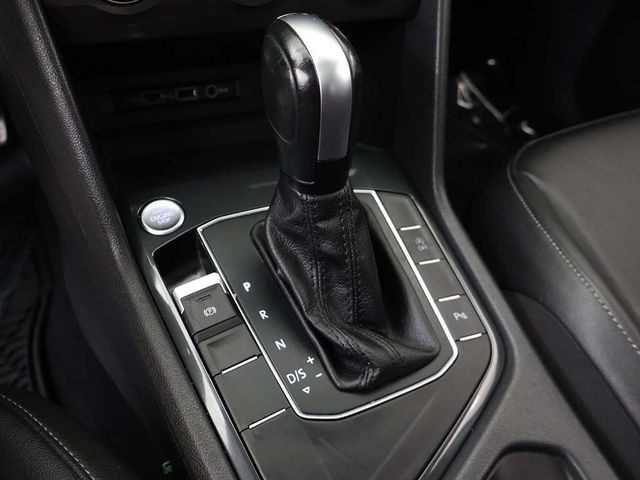 2020 Volkswagen Tiguan 2.0T SE R-Line Black FWD - 23021010 - 52