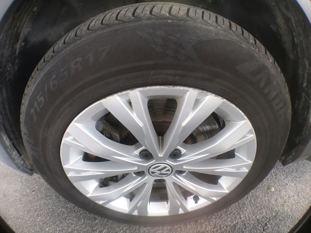 2020 Volkswagen Tiguan S photo 10