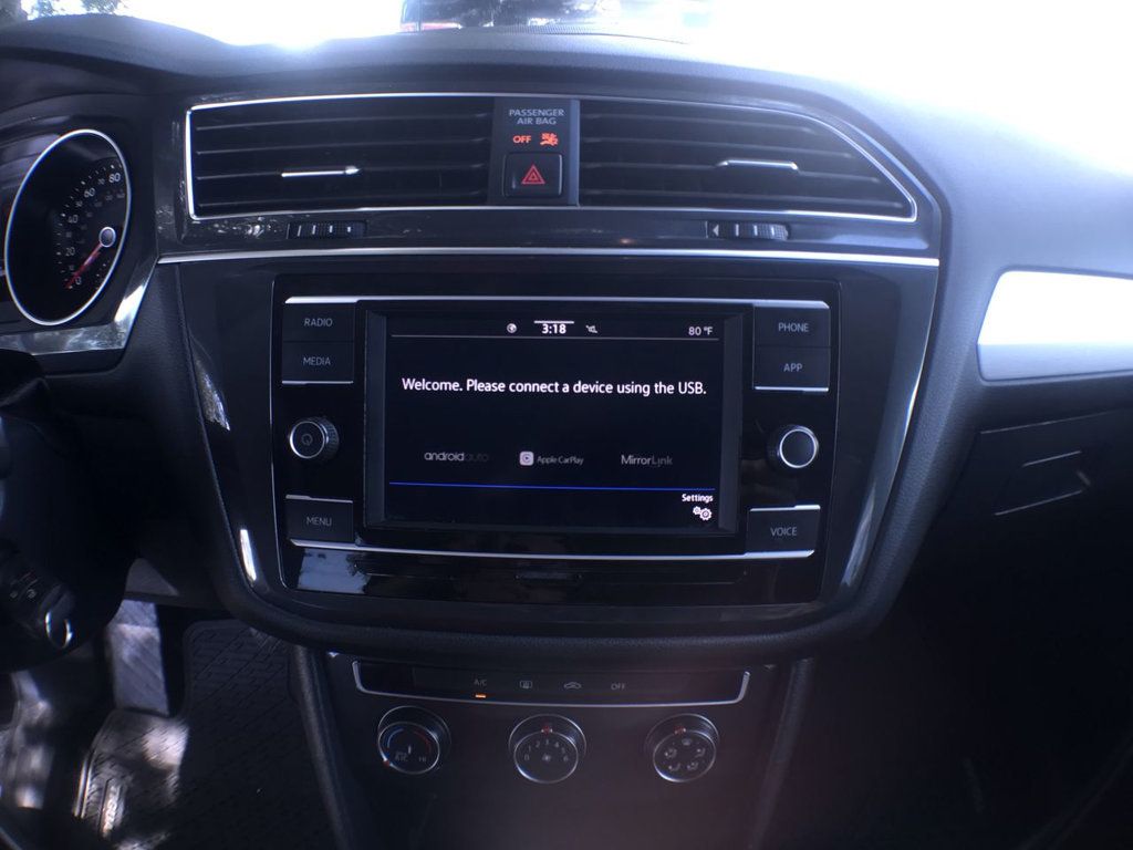 2020 Volkswagen Tiguan S photo 16