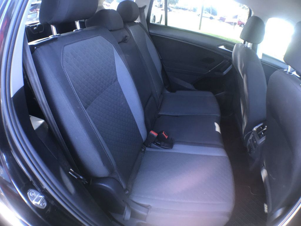 2020 Volkswagen Tiguan S photo 21