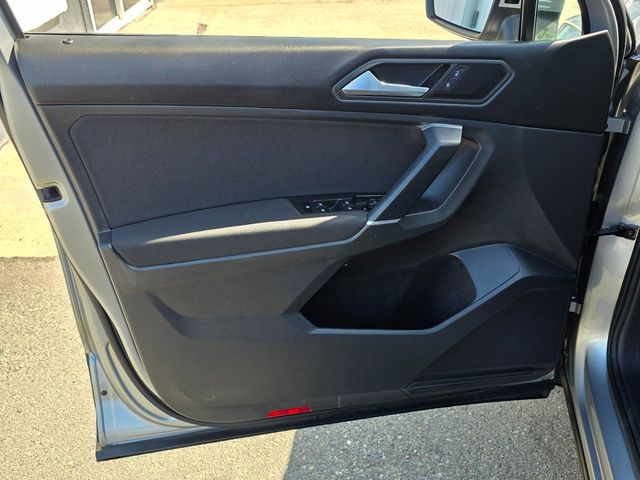 2020 Volkswagen Tiguan 2.0T S FWD - 22919112 - 32