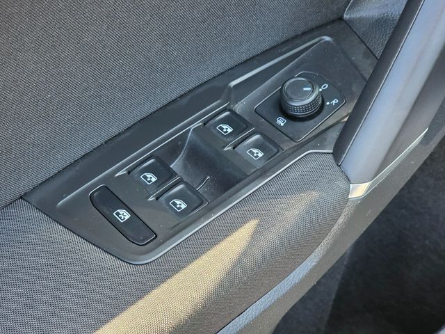 2020 Volkswagen Tiguan 2.0T S FWD - 22919112 - 33