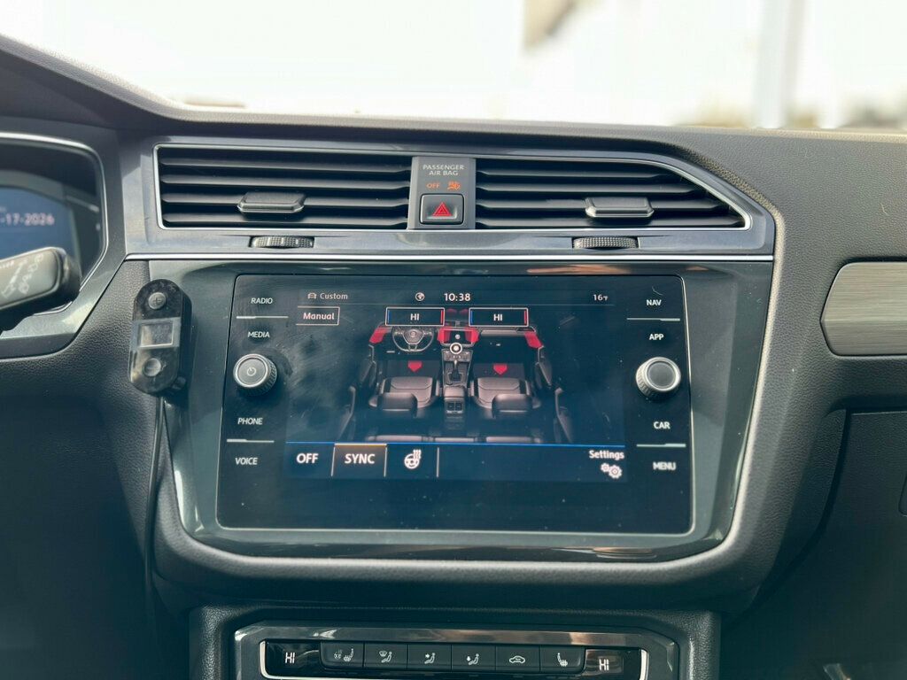 2020 Volkswagen Tiguan SE - 22968853 - 25