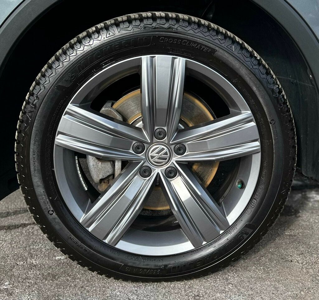 2020 Volkswagen Tiguan SE - 22968853 - 30