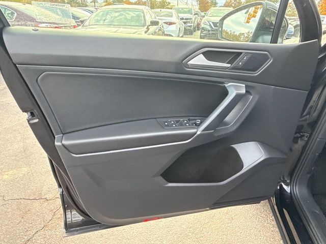 2020 Volkswagen Tiguan SE 4Motion AWD 4dr SUV - 22917711 - 23