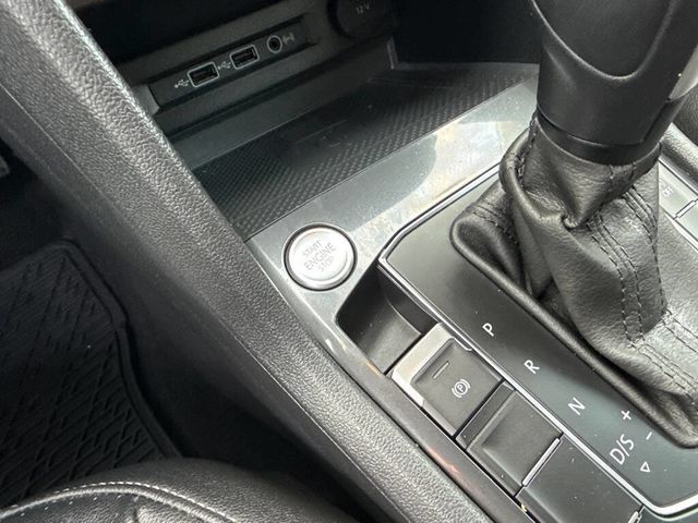 2020 Volkswagen Tiguan SE 4Motion AWD 4dr SUV - 22917711 - 25