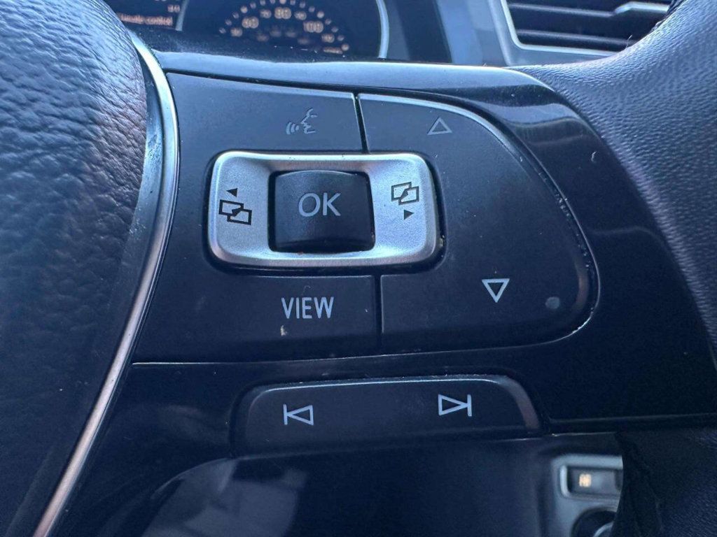 2020 Volkswagen Tiguan SE 4Motion AWD 4dr SUV - 22945845 - 25