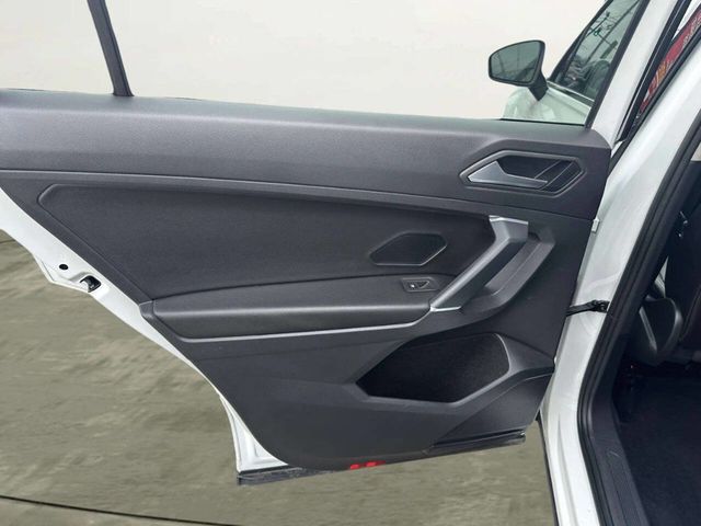 2020 Volkswagen Tiguan SE 4Motion AWD 4dr SUV - 22964802 - 11