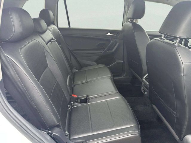 2020 Volkswagen Tiguan SE 4Motion AWD 4dr SUV - 22964802 - 13