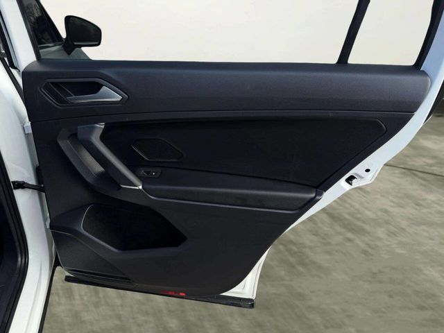 2020 Volkswagen Tiguan SE 4Motion AWD 4dr SUV - 22973765 - 21