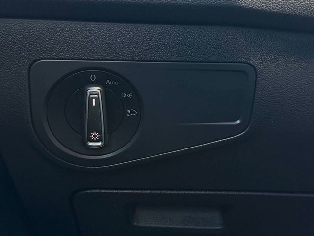 2020 Volkswagen Tiguan SE 4Motion AWD 4dr SUV - 22973765 - 35