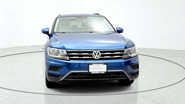 2020 Volkswagen Tiguan SE 4MOTION w/ Panoramic Sunroof - 23092470 - 1