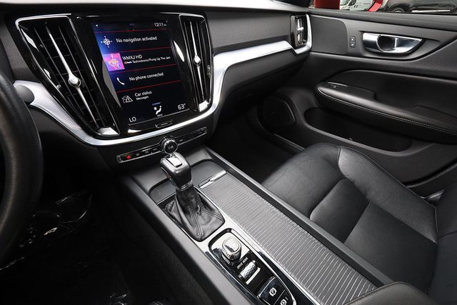 2020 VOLVO S60 T5 FWD Momentum - 23090189 - 21