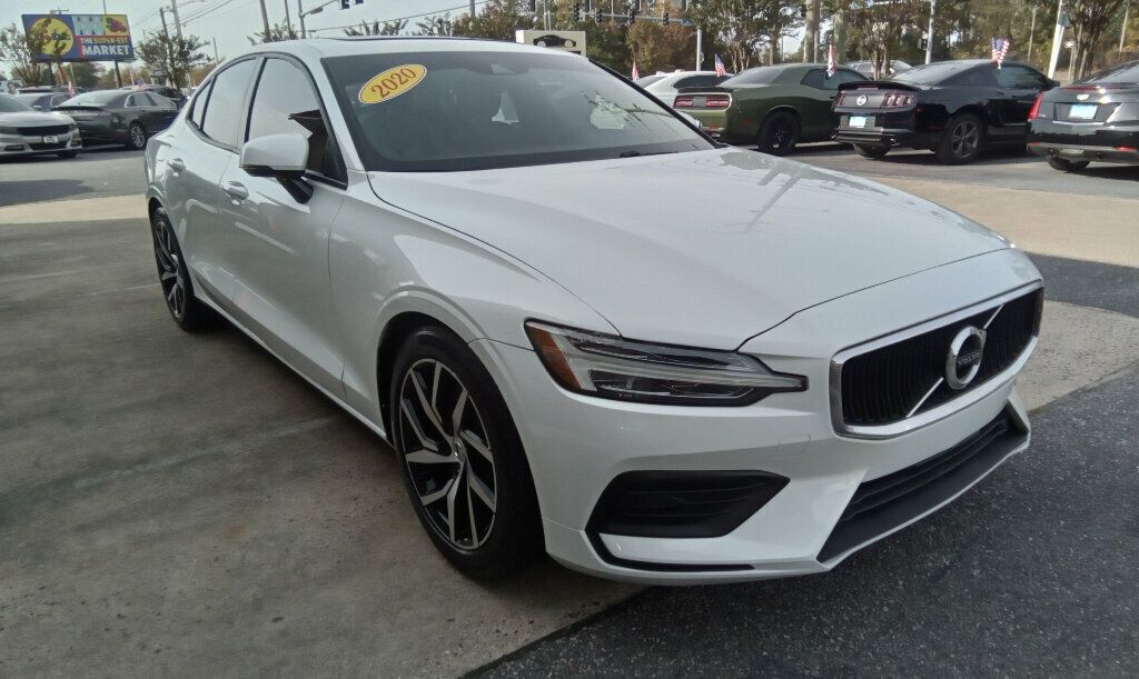 2020 Volvo S60 T5 Momentum photo 5