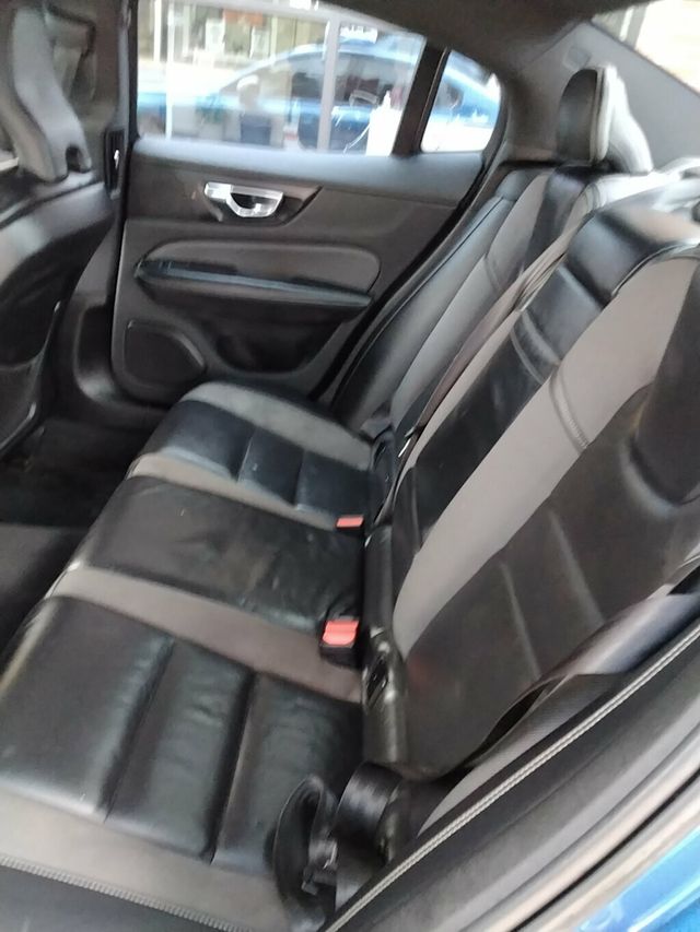2020 Volvo S60 T5 FWD R-Design - 23084965 - 8