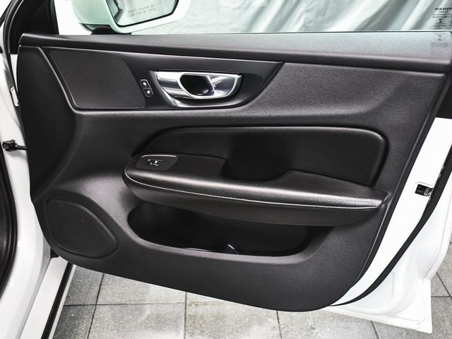 2020 Volvo S60 T5 Momentum - 22976476 - 12