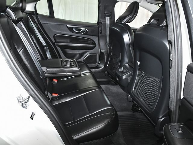 2020 Volvo S60 T5 Momentum - 22976476 - 39