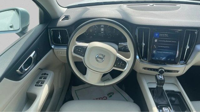 2020 Volvo S60 T6 AWD Momentum - 23079533 - 9