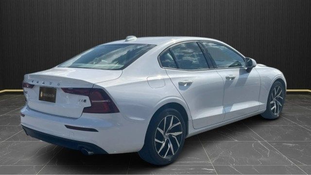 2020 Volvo S60 T6 AWD Momentum - 23079533 - 1