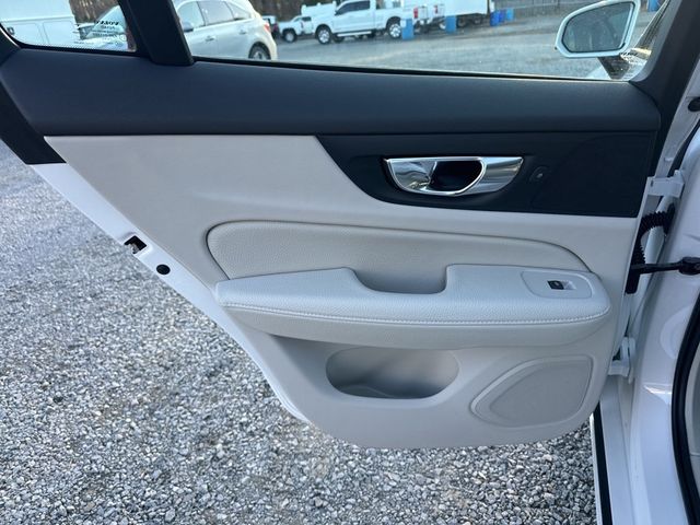 2020 Volvo V60 T5 FWD Momentum - 22973991 - 14