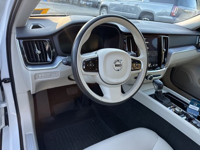 2020 Volvo V60 T5 FWD Momentum - 22973991 - 18