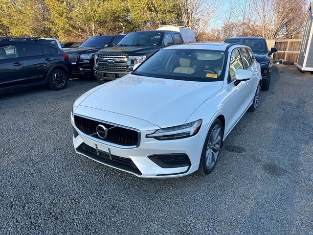 2020 Volvo V60 T5 FWD Momentum - 22973991 - 2