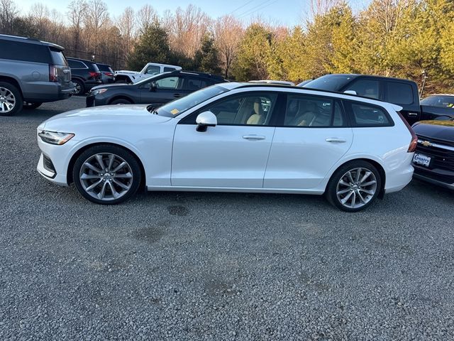 2020 Volvo V60 T5 FWD Momentum - 22973991 - 3