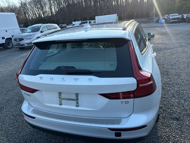2020 Volvo V60 T5 FWD Momentum - 22973991 - 5