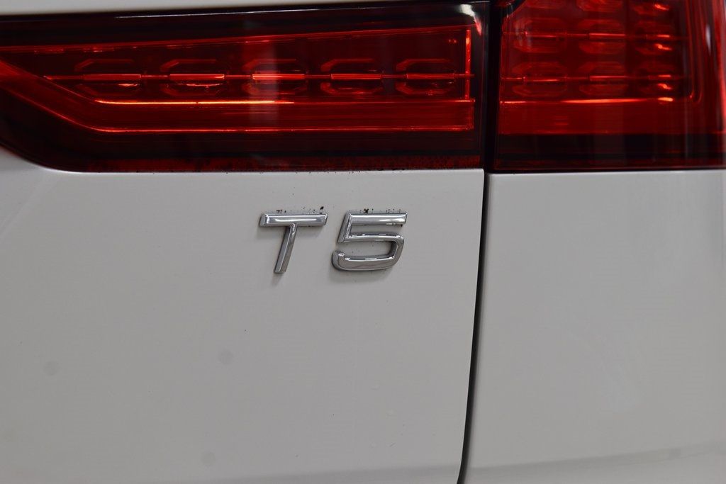 2020 Volvo V60 T5 FWD Momentum - 22976056 - 18