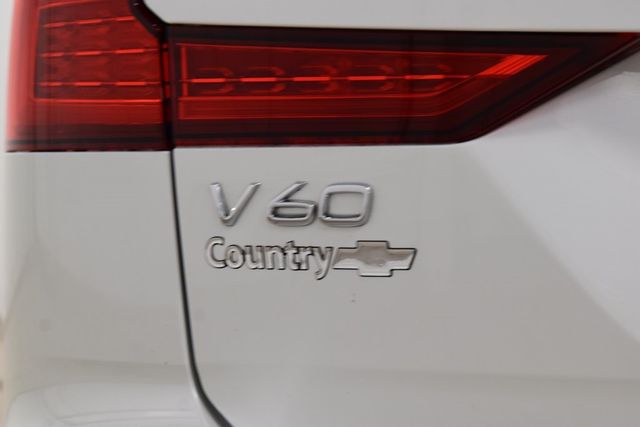 2020 Volvo V60 T5 FWD Momentum - 22976056 - 20